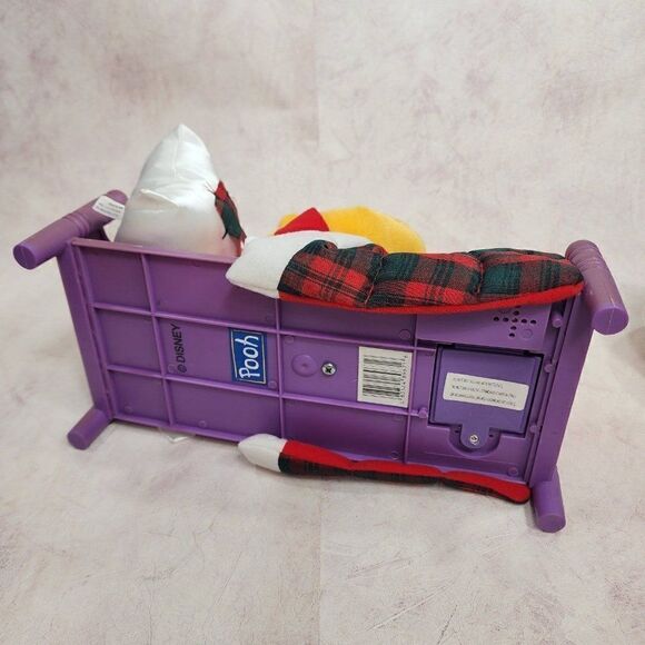 Large Talking Winnie the Pooh in Bed Disney Christmas Vintage Rare - Picture 9 of 10
